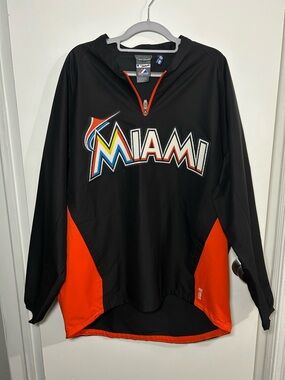 Miami Marlins Majestic Lightweight Cool Base Pullover Jacket